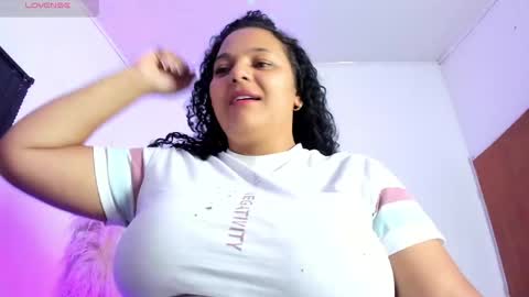 _aithanaa_ online show from May 29, 2026, 7:01 pm