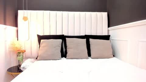 Snapshot of _aleja_foxx_ chatting on November 18, 2025, 6:01 pm _aleja_foxx_ online show from November 18, 2025, 6:01 pm