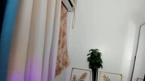  Alexa14 online show from November 17, 2025, 10:10 am