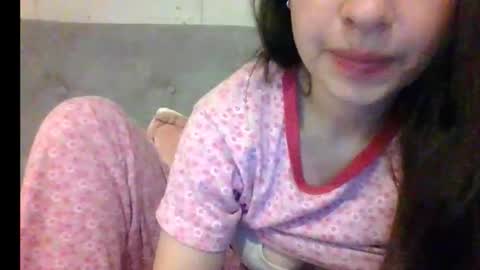 _alyson online show from November 25, 2025, 4:45 am