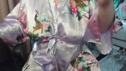 lisa online show from November 29, 2025, 10:51 am