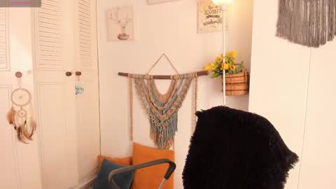 Snapshot of _anaruiz chatting on November 18, 2025, 9:19 pm Ana Ruiz online show from November 18, 2025, 9:19 pm