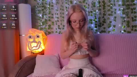 Emily online show from April 26, 2026, 2:09 am