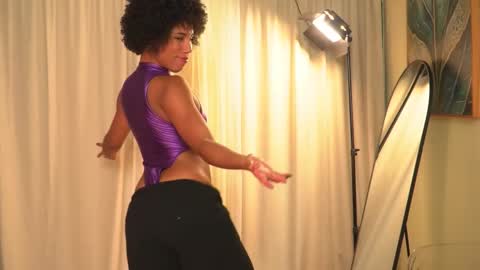 Angie -  online show from March 8, 2026, 9:07 pm