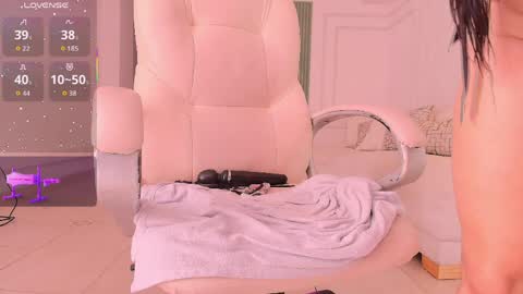 Ana online show from April 8, 2026, 9:04 pm