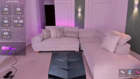Snapshot of _anna_parker_ chatting on June 13, 2026, 7:23 pm Ana online show from June 13, 2026, 7:23 pm