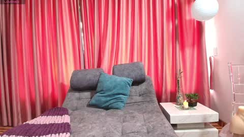 Snapshot of _annie_thomson_ chatting on January 29, 2025, 3:26 pm Melissa  online show from January 29, 2025, 3:26 pm