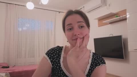 Anna online show from April 4, 2026, 12:02 pm