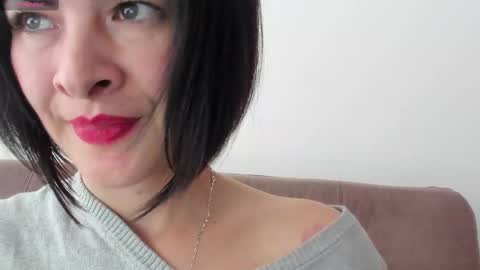 antonia online show from February 25, 2025, 5:04 pm