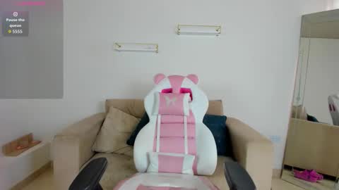    online show from February 16, 2026, 1:07 pm