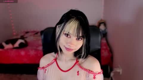 Aria online show from November 28, 2025, 12:35 am