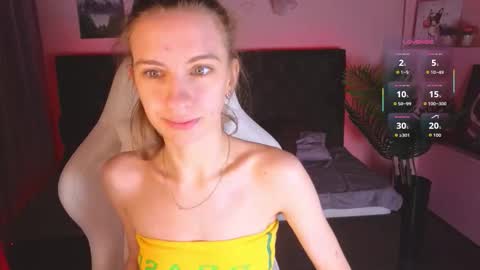 _ash_leyy_ online show from September 9, 2025, 1:27 am