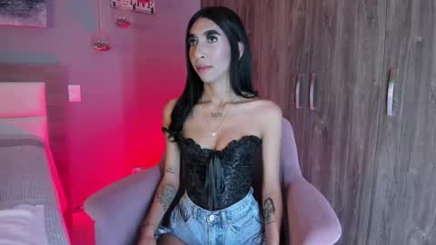 Snapshot of _ashly_77 chatting on October 27, 2025, 7:18 pm Ashly online show from October 27, 2025, 7:18 pm