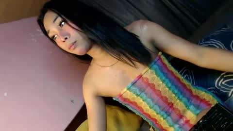 Snapshot of _asiancutie chatting on December 6, 2024, 10:38 am _asiancutie online show from December 6, 2024, 10:38 am