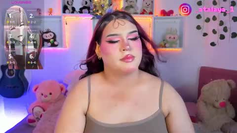 independent model atalaya online show from February 14, 2026, 4:31 am