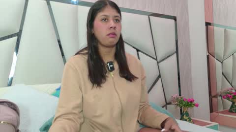 Aura online show from February 19, 2026, 3:35 am