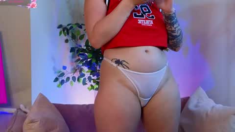 Jess online show from June 5, 2026, 3:46 am