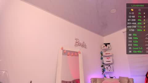 Snapshot of _barbie_joy chatting on October 8, 2025, 10:07 pm Andrea online show from October 8, 2025, 10:07 pm