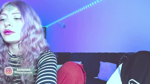 Lunita  online show from December 6, 2024, 1:00 pm