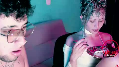 Lunita  online show from September 27, 2025, 4:17 am