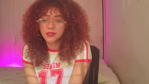 _bella_doll_ online show from May 9, 2026, 1:38 pm