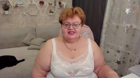 Snapshot of _big_beautiful_love_ chatting on February 28, 2025, 11:45 pm Louise  ONLY IN PVT  Masturbation with dildo and cum  Naked  Show and play with pussy  Blow job  Hand job  ONLY IN PVT  online show from February 28, 2025, 11:45 pm