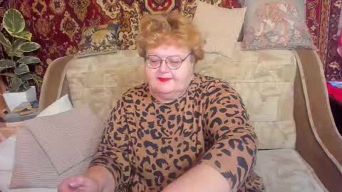 Snapshot of _big_beautiful_love_ chatting on October 3, 2025, 7:33 pm Louise  ONLY IN PVT  Masturbation with dildo and cum  Naked  Show and play with pussy  Blow job  Hand job  ONLY IN PVT  online show from October 3, 2025, 7:33 pm