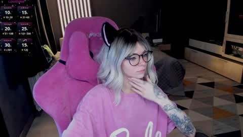 Olivia Subscribe to my Fansly -   online show from April 10, 2026, 11:48 am