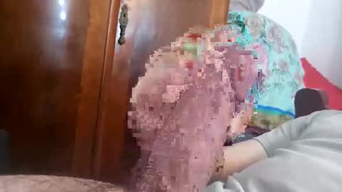 _black_horse_1 online show from December 15, 2025, 6:34 pm