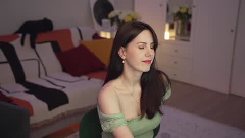 Snapshot of _blackbee_ chatting on January 28, 2025, 9:19 pm Lili online show from January 28, 2025, 9:19 pm