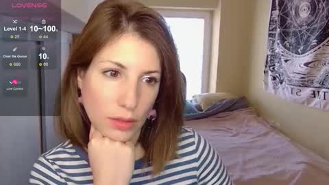 Laura online show from December 4, 2025, 8:34 am