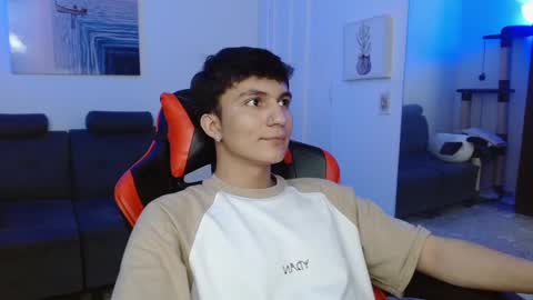 B L A K E online show from February 10, 2025, 5:14 am