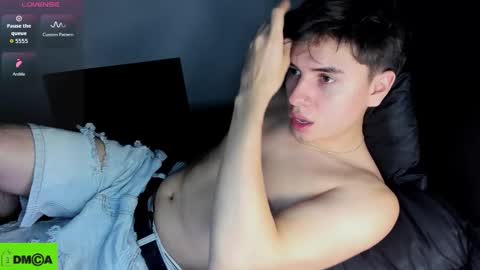 FELIPE CAMACHO    dont forget to support me with a little hand up online show from January 7, 2026, 8:50 am