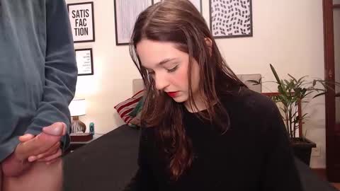 candygirl online show from September 10, 2025, 12:38 pm