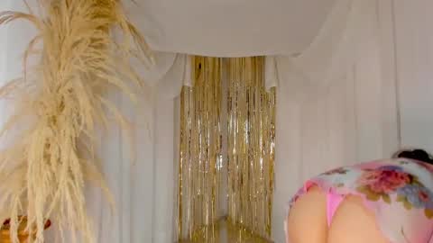 _careless_whisper_ online show from November 17, 2025, 12:05 am