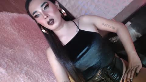 Snapshot of _caroline69 chatting on February 6, 2025, 5:57 am Caroline online show from February 6, 2025, 5:57 am