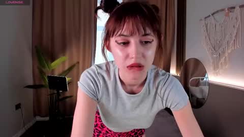 _chillbacca_ online show from September 14, 2025, 12:04 pm