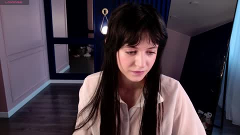 _chillbacca_ online show from April 7, 2026, 5:19 am