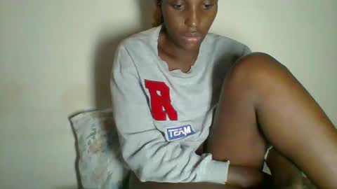 Snapshot of _clara01 chatting on February 22, 2025, 7:23 am clara online show from February 22, 2025, 7:23 am