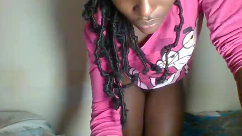 Snapshot of _clara01 chatting on March 7, 2025, 5:18 am clara online show from March 7, 2025, 5:18 am