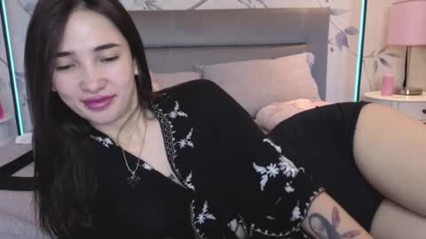 _cotton_candyy online show from June 26, 2026, 8:41 am