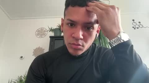Snapshot of _cumsshots_ chatting on March 6, 2026, 10:23 am _cumsshots_ online show from March 6, 2026, 10:23 am