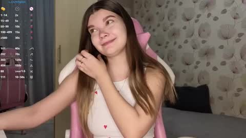 _cute_ice online show from February 14, 2025, 5:09 am