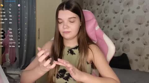 _cute_ice online show from February 19, 2025, 5:16 am