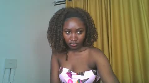 Snapshot of _cutestephanie chatting on October 1, 2025, 2:28 am STEPH online show from October 1, 2025, 2:28 am