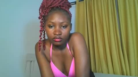 Snapshot of _cutestephanie chatting on November 20, 2025, 1:39 am STEPH online show from November 20, 2025, 1:39 am