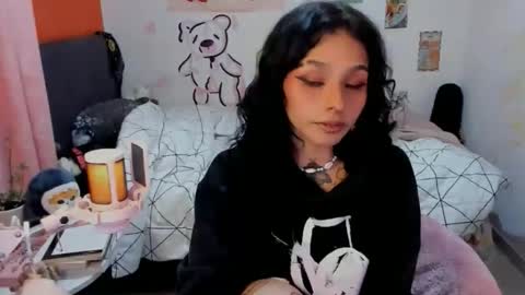 Pao online show from December 17, 2025, 4:18 am