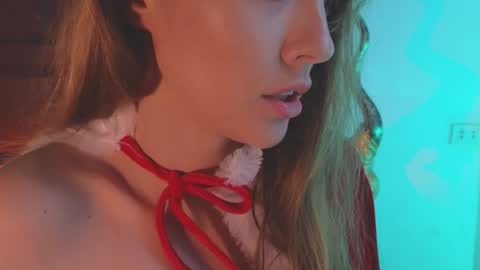 DemiDee online show from December 20, 2024, 12:16 pm