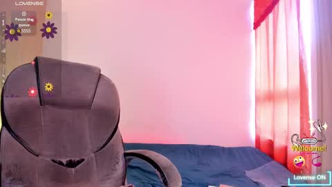 Snapshot of _devika chatting on February 12, 2025, 9:33 pm _devika online show from February 12, 2025, 9:33 pm