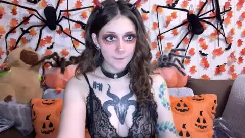 Snapshot of _devilbaby chatting on October 13, 2025, 5:13 pm Kate online show from October 13, 2025, 5:13 pm